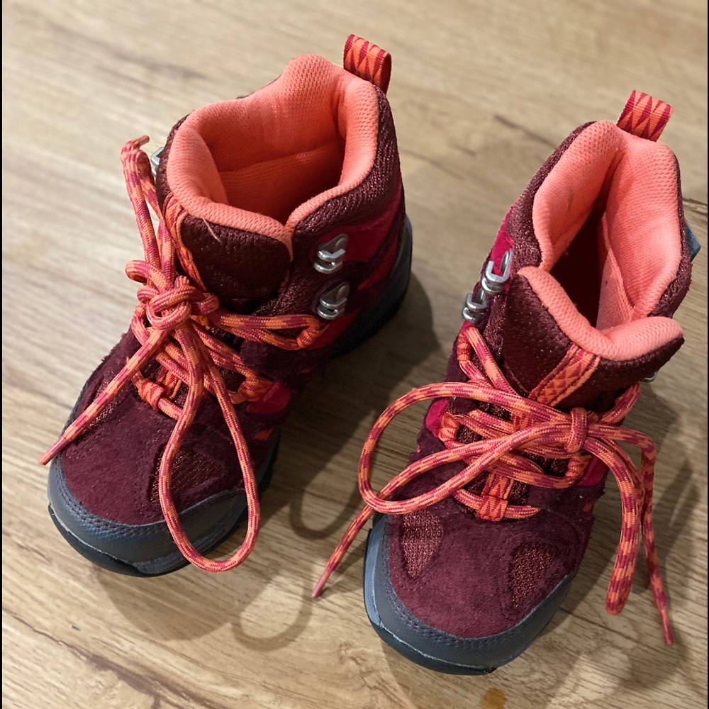 L.L Bean snow boot